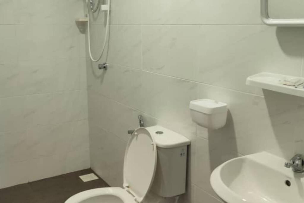 Luxurious Homestay 3Br With Pool Meru Ipoh 8 Pax 外观 照片